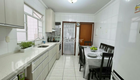 Image 5 - 1034469