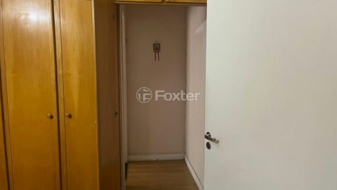 Image 4 - 1034478