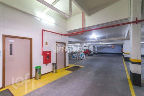 Image 30 - 1034497