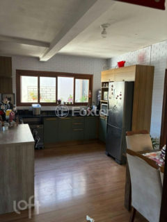 Image 11 - 1034582