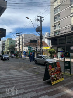 Image 32 - 1034599