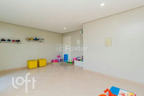 Image 42 - 1034600