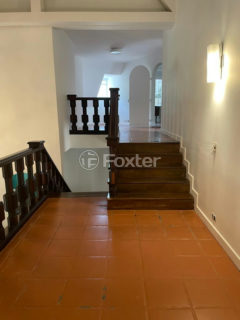 Image 32 - 1034603