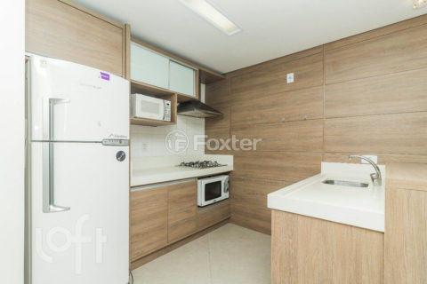 Image 3 - 1034605