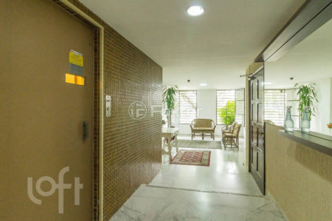 Image 26 - 1034605