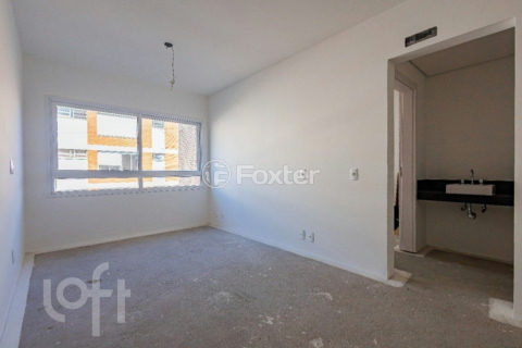 Image 4 - 1034613