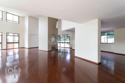 Image 33 - 1034626