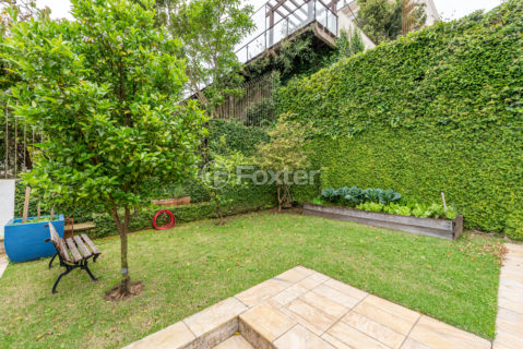 Image 27 - 1034630