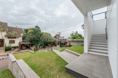 Image 62 - 1034630