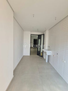 Image 4 - 1034633