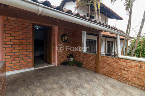 Image 9 - 1034644