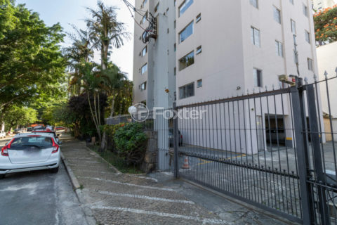 Image 40 - 1034650