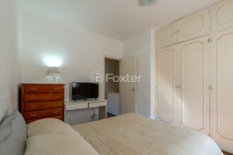Image 22 - 1034651