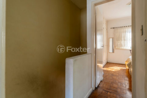 Image 35 - 1034651