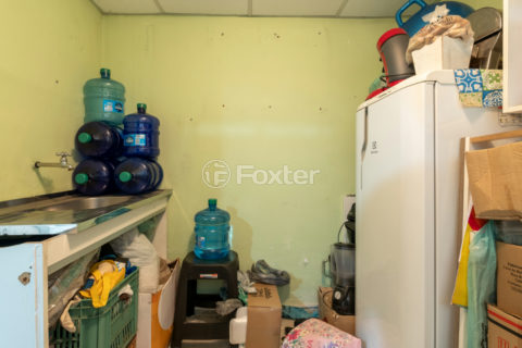 Image 16 - 1034651