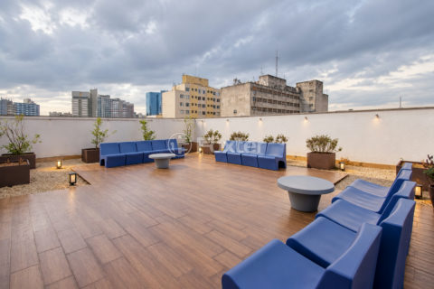 Image 43 - 1034657