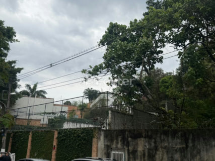 Image 10 - 1034660