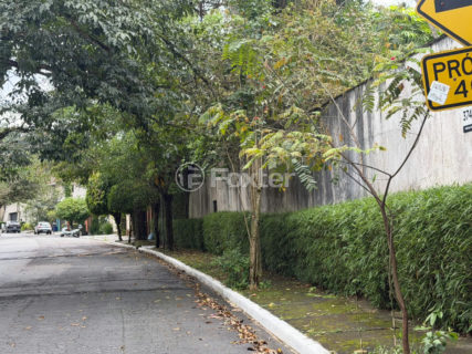 Image 5 - 1034660
