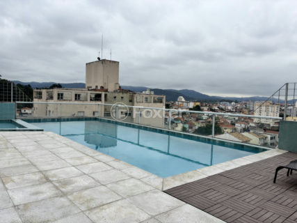 Image 33 - 1034661