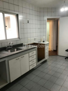 Image 17 - 1034663