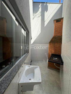 Image 6 - 1034665