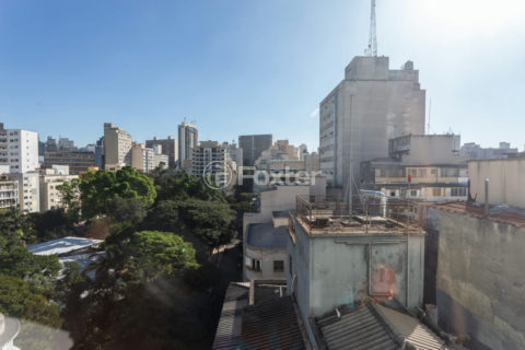 Image 15 - 1034668
