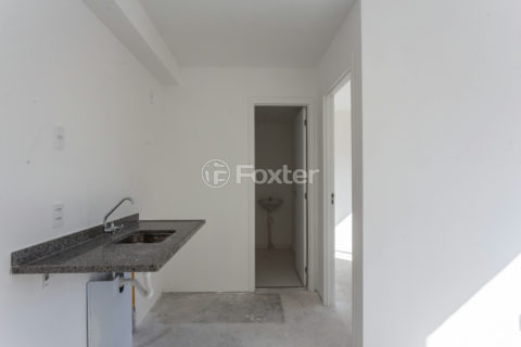 Image 4 - 1034668