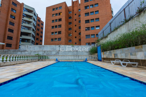 Image 31 - 1034676