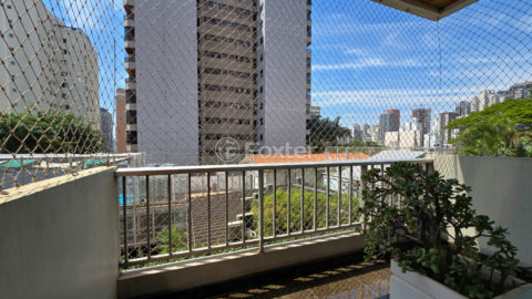 Image 9 - 1034678