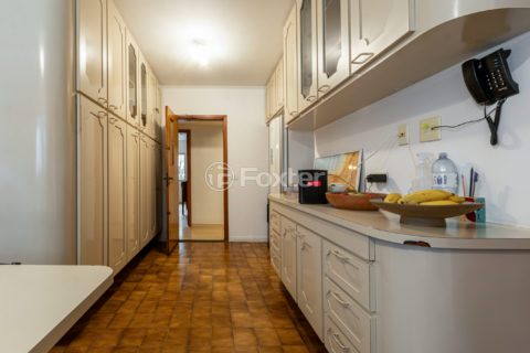 Image 43 - 1034681