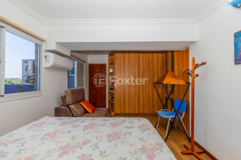 Image 30 - 1034685