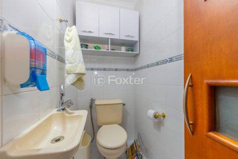 Image 33 - 1034685