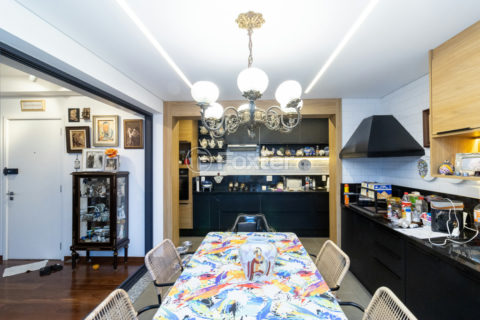 Image 40 - 1034686