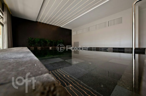 Image 20 - 1034755