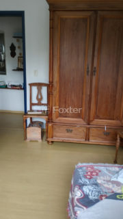 Image 14 - 1034792