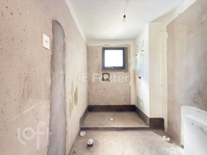 Image 37 - 1034816