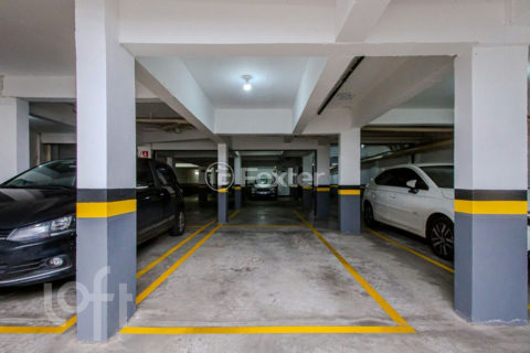 Image 21 - 1034835