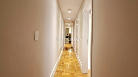 Image 30 - 1034882