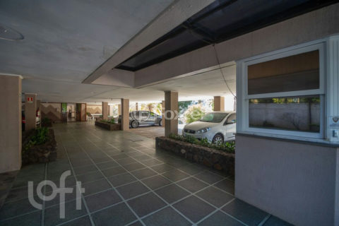 Image 29 - 1034885