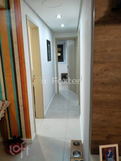 Image 4 - 1034886
