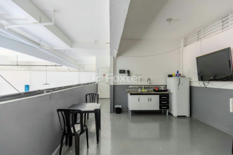 Image 28 - 1034898