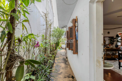 Image 39 - 1034898