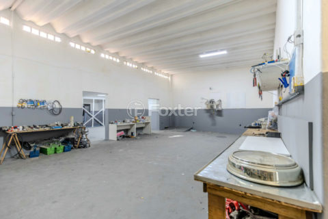 Image 30 - 1034898