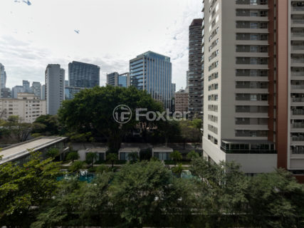 Image 4 - 1034912