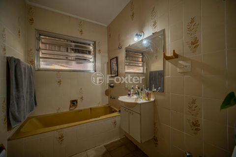 Image 8 - 1034916