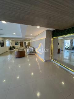 Image 33 - 1034986