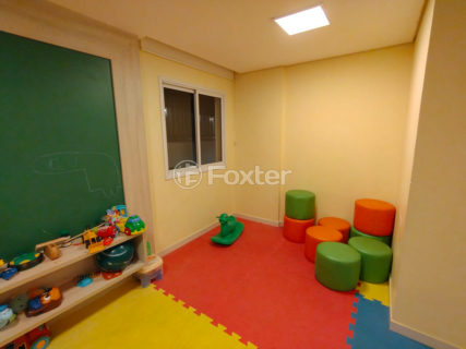 Image 32 - 1034999