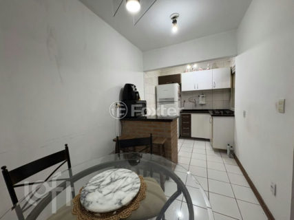 Image 22 - 1035015