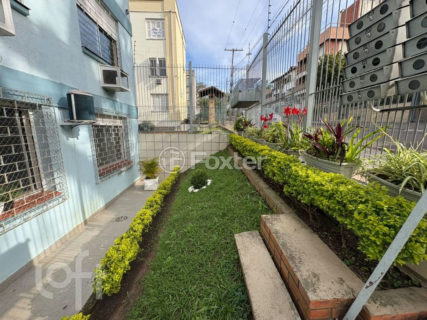 Image 32 - 1035015