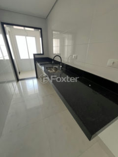 Image 4 - 1035044